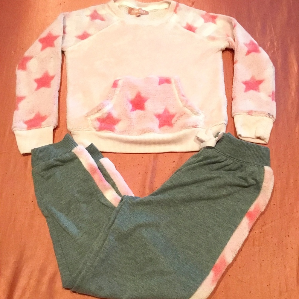 BCBG GIRLS Sweater & Sweats Suit Size xs 5/6